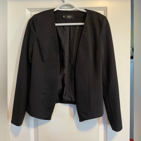 ONLY Onlanna short black blazer - Eu Size 34 - Picture 2 of 4